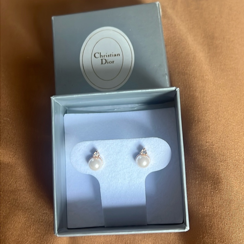 Dior Pearl Stud Earrings